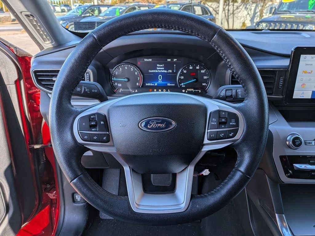2023 Ford Explorer XLT