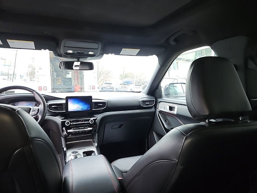 2022 Ford Explorer ST-Line