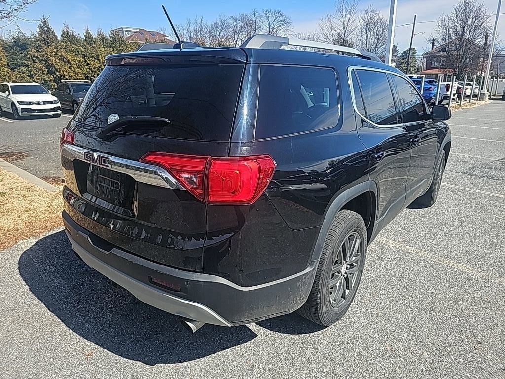 2017 GMC Acadia SLT-1