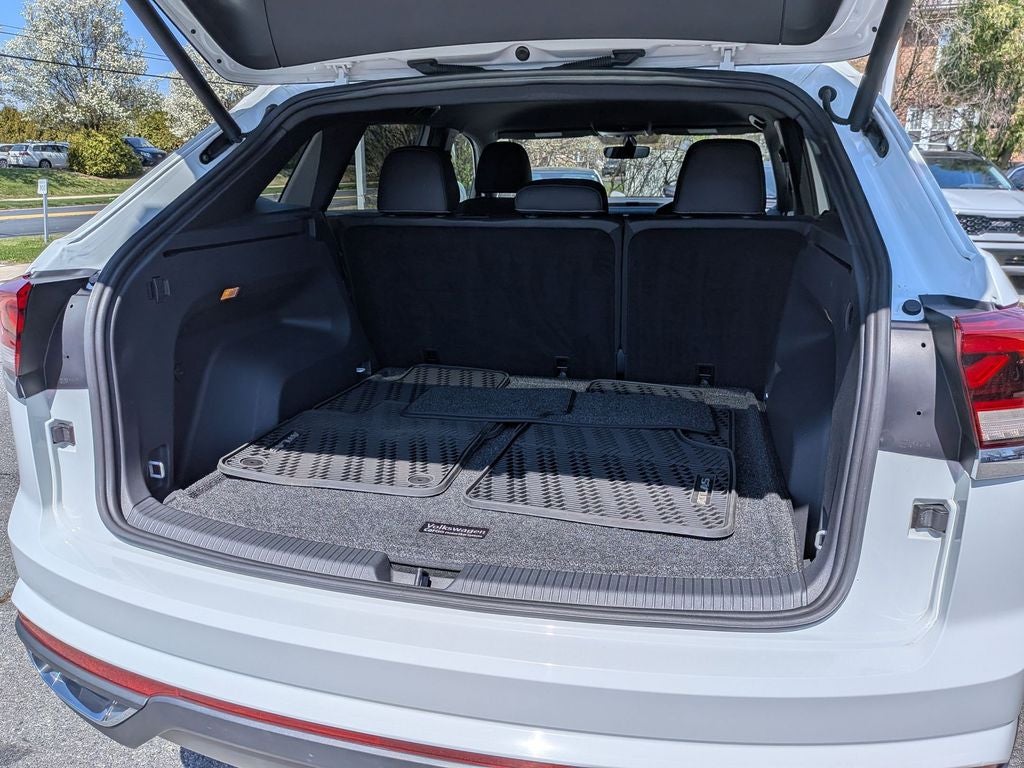2020 Volkswagen Atlas Cross Sport 2.0T SE 4Motion
