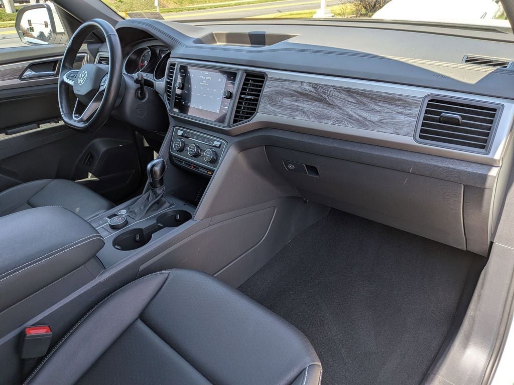 2020 Volkswagen Atlas Cross Sport 2.0T SE 4Motion