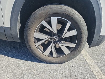 2020 Volkswagen Atlas Cross Sport 2.0T SE 4Motion