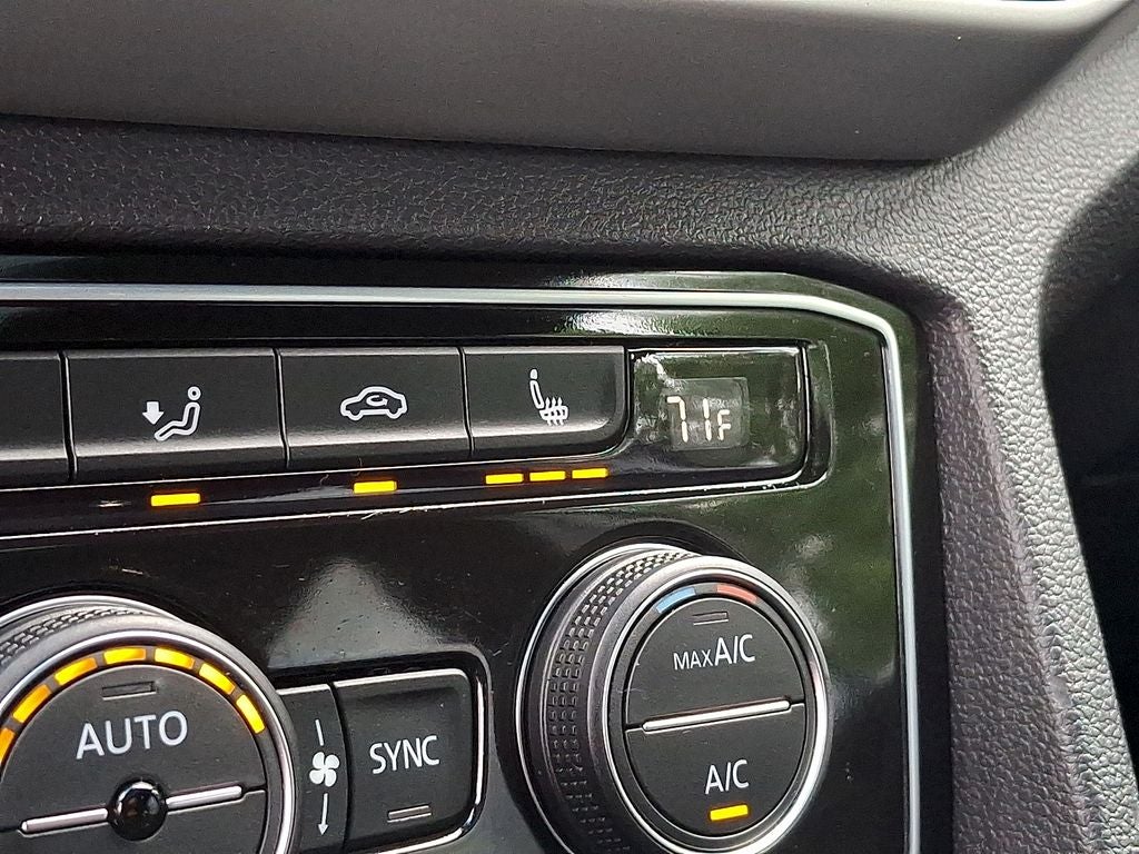 2023 Volkswagen Atlas Cross Sport 3.6L V6 SEL