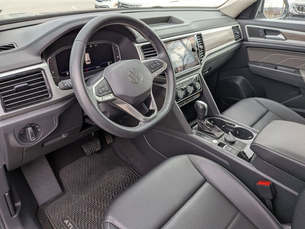 2023 Volkswagen Atlas SEL