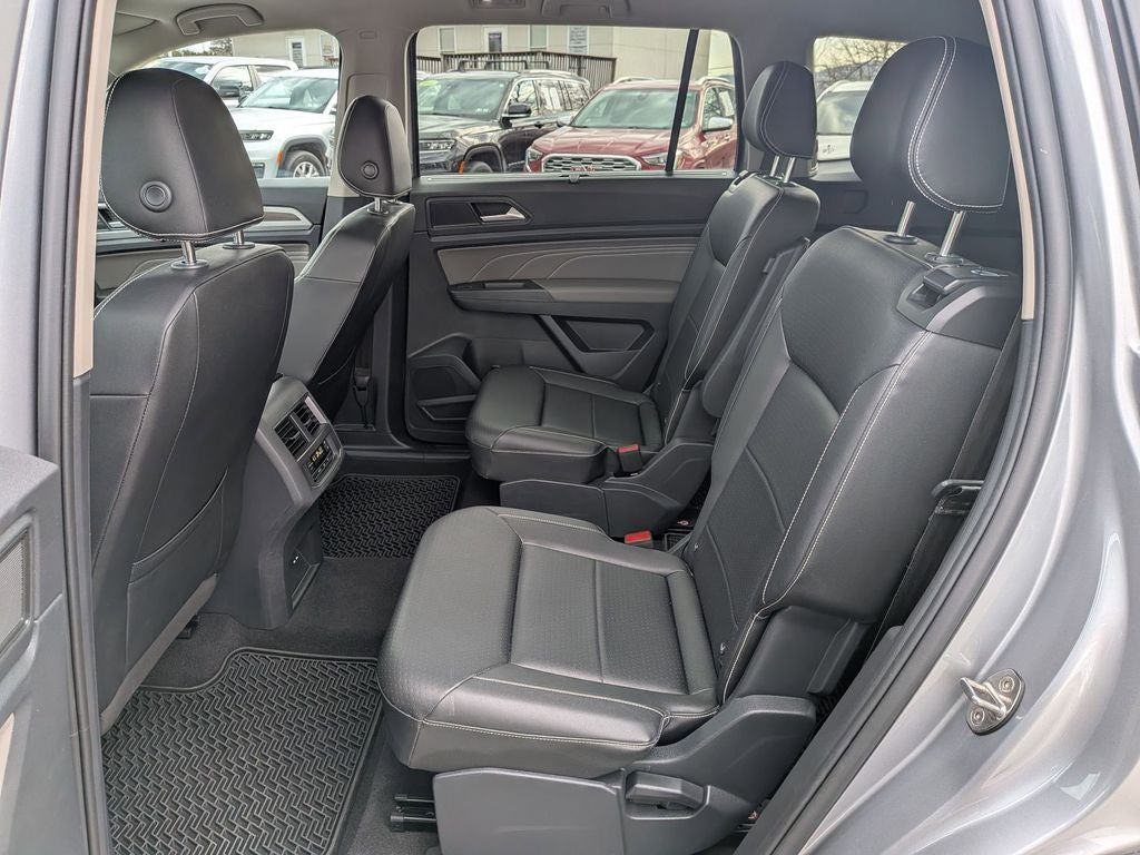 2023 Volkswagen Atlas SEL