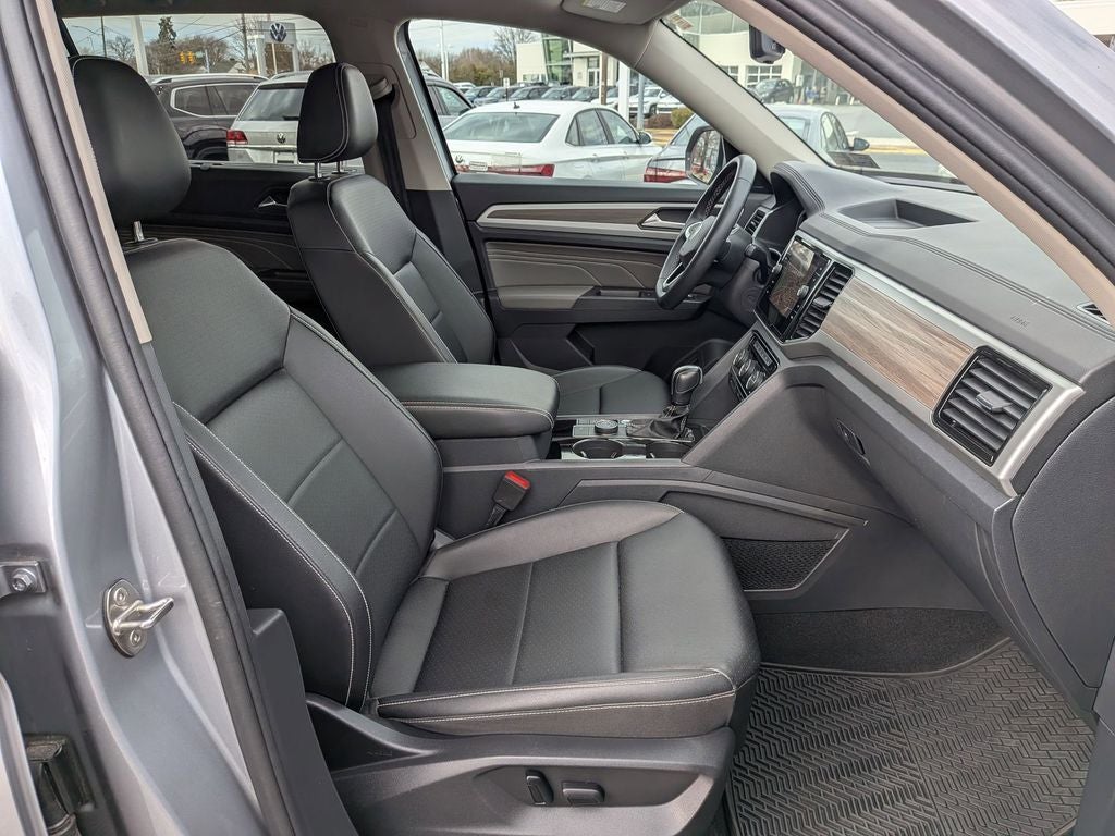 2023 Volkswagen Atlas SEL