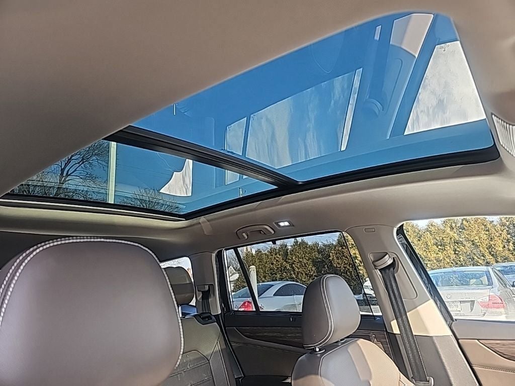 2025 Volkswagen Atlas 2.0T SEL