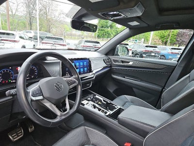2024 Volkswagen Atlas Cross Sport 2.0T SEL Premium R-Line