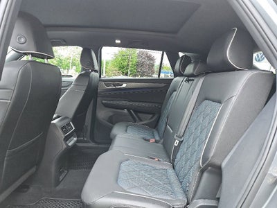 2024 Volkswagen Atlas Cross Sport 2.0T SEL Premium R-Line