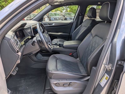2024 Volkswagen Atlas Cross Sport 2.0T SEL Premium R-Line