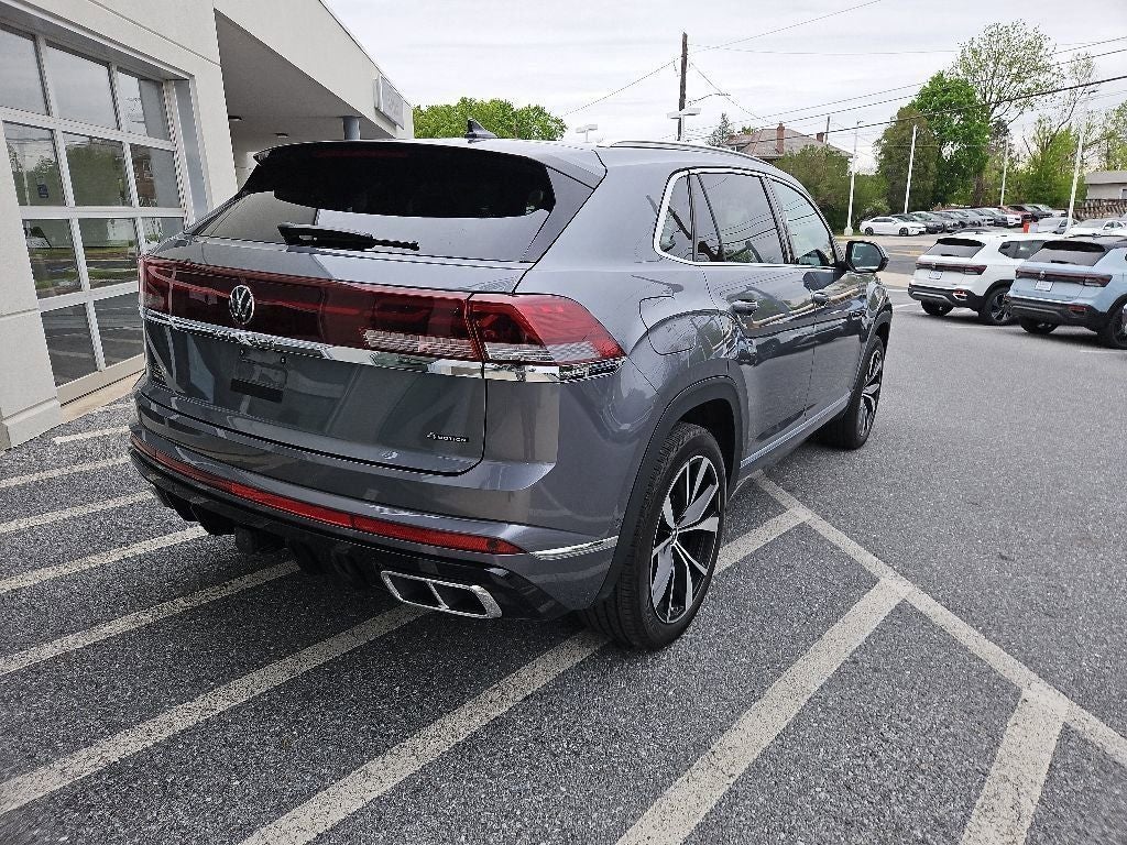 2024 Volkswagen Atlas Cross Sport 2.0T SEL Premium R-Line