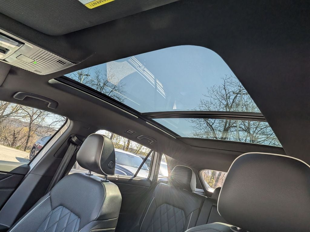 2024 Volkswagen Atlas Cross Sport 2.0T SEL Premium R-Line