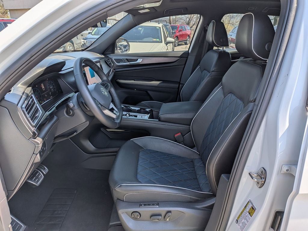 2024 Volkswagen Atlas Cross Sport 2.0T SEL Premium R-Line
