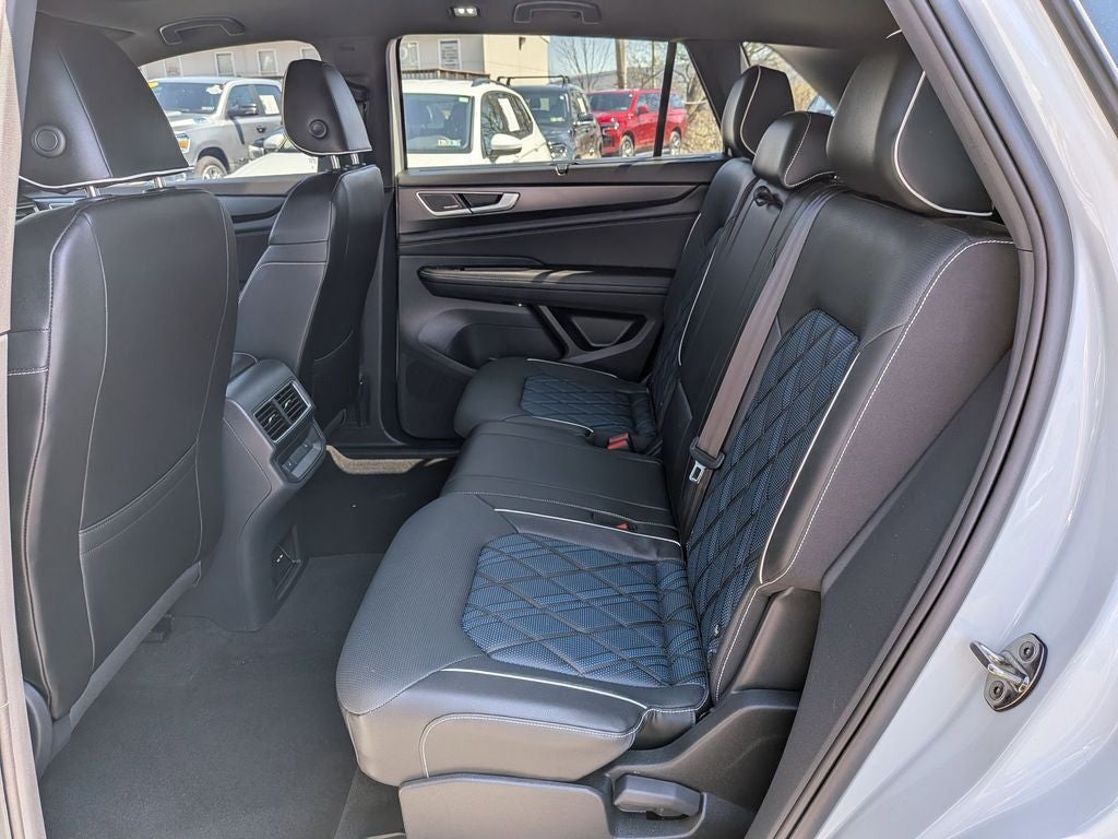 2024 Volkswagen Atlas Cross Sport 2.0T SEL Premium R-Line