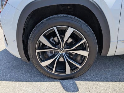2024 Volkswagen Atlas Cross Sport 2.0T SEL Premium R-Line
