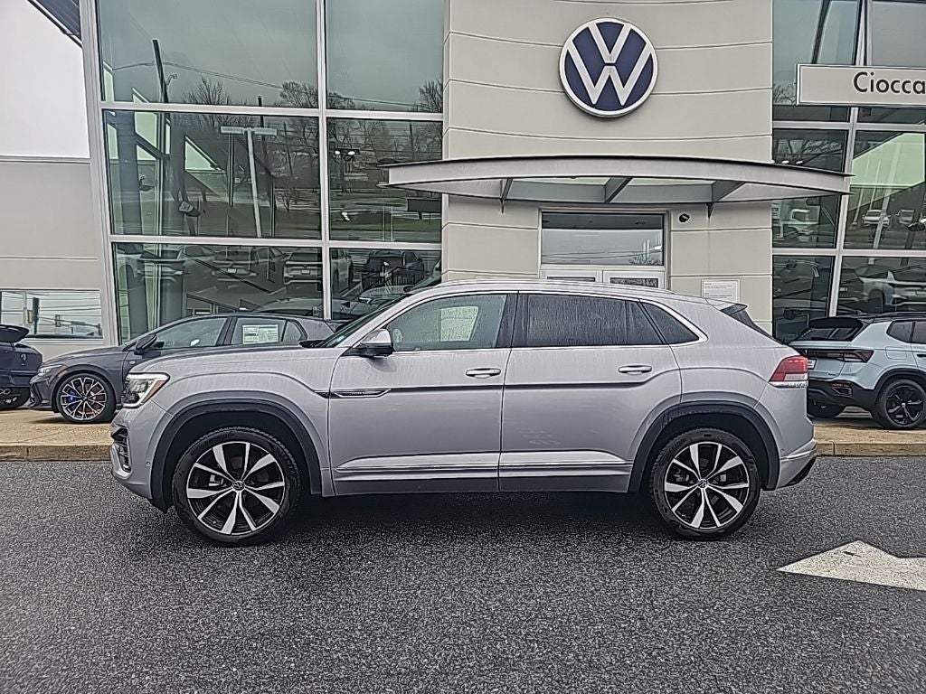 2025 Volkswagen Atlas Cross Sport 2.0T SEL Premium R-Line