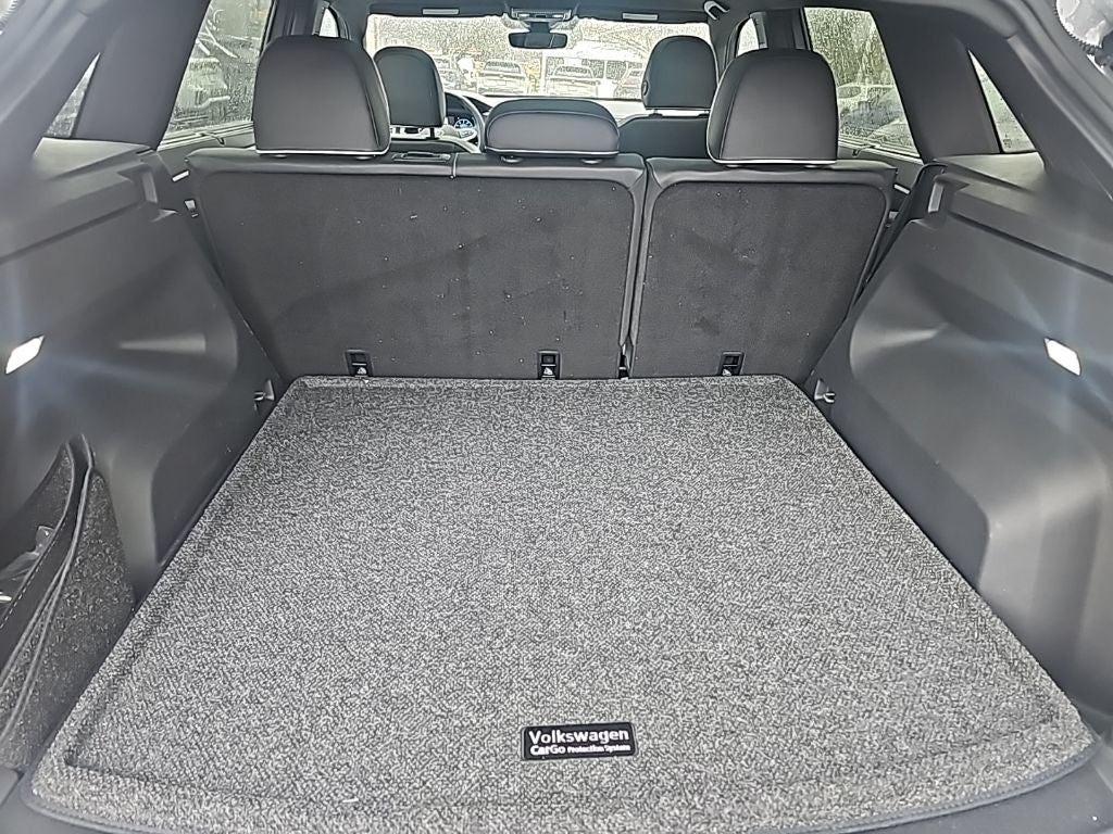 2025 Volkswagen Atlas Cross Sport 2.0T SEL Premium R-Line