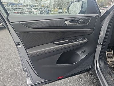 2025 Volkswagen Atlas Cross Sport 2.0T SEL Premium R-Line