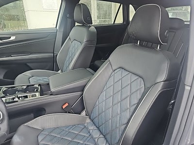 2025 Volkswagen Atlas Cross Sport 2.0T SEL Premium R-Line