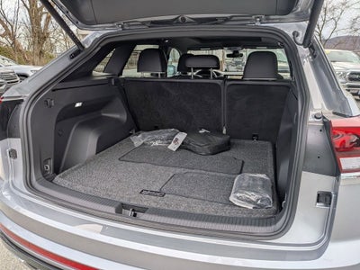2025 Volkswagen Atlas Cross Sport 2.0T SEL Premium R-Line