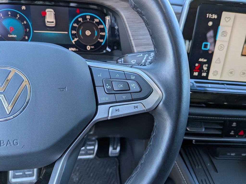 2025 Volkswagen Atlas 2.0T SEL Premium R-Line