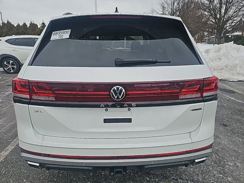 2024 Volkswagen Atlas 2.0T Peak Edition SEL