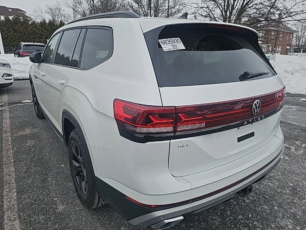 2024 Volkswagen Atlas 2.0T Peak Edition SEL
