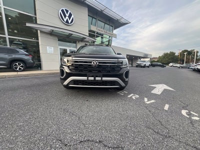 2024 Volkswagen Atlas 2.0T Peak Edition SEL