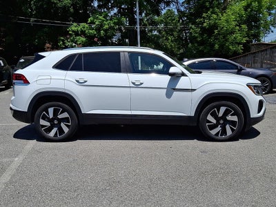 2025 Volkswagen Atlas Cross Sport 2.0T SE w/Technology