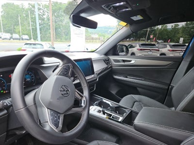 2024 Volkswagen Atlas Cross Sport 2.0T SE w/Technology