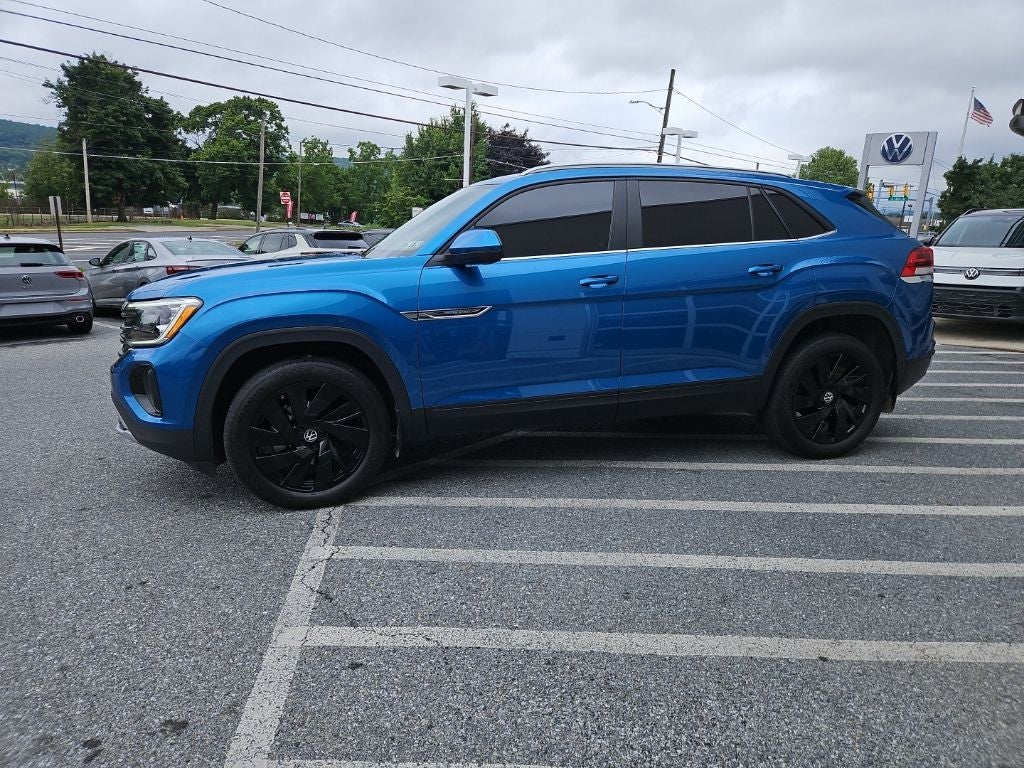 2024 Volkswagen Atlas Cross Sport 2.0T SE w/Technology