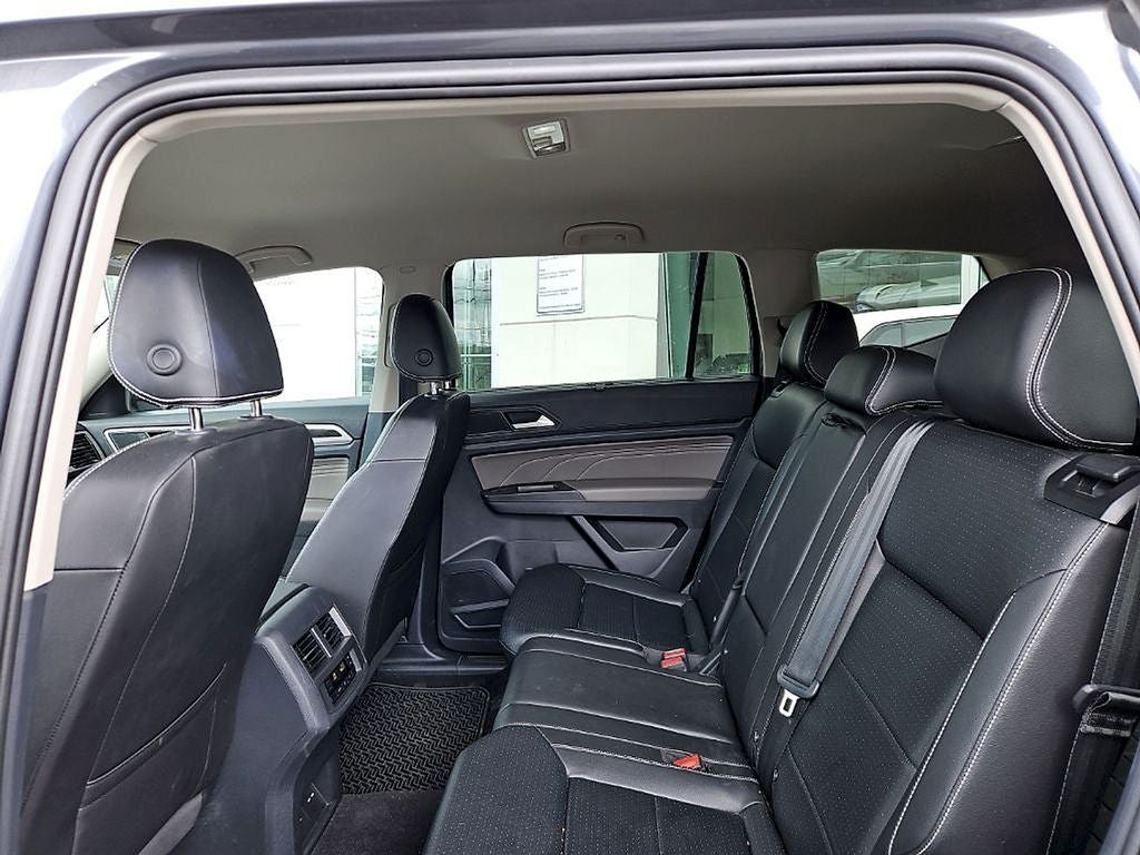2023 Volkswagen Atlas 2.0T SE w/Technology