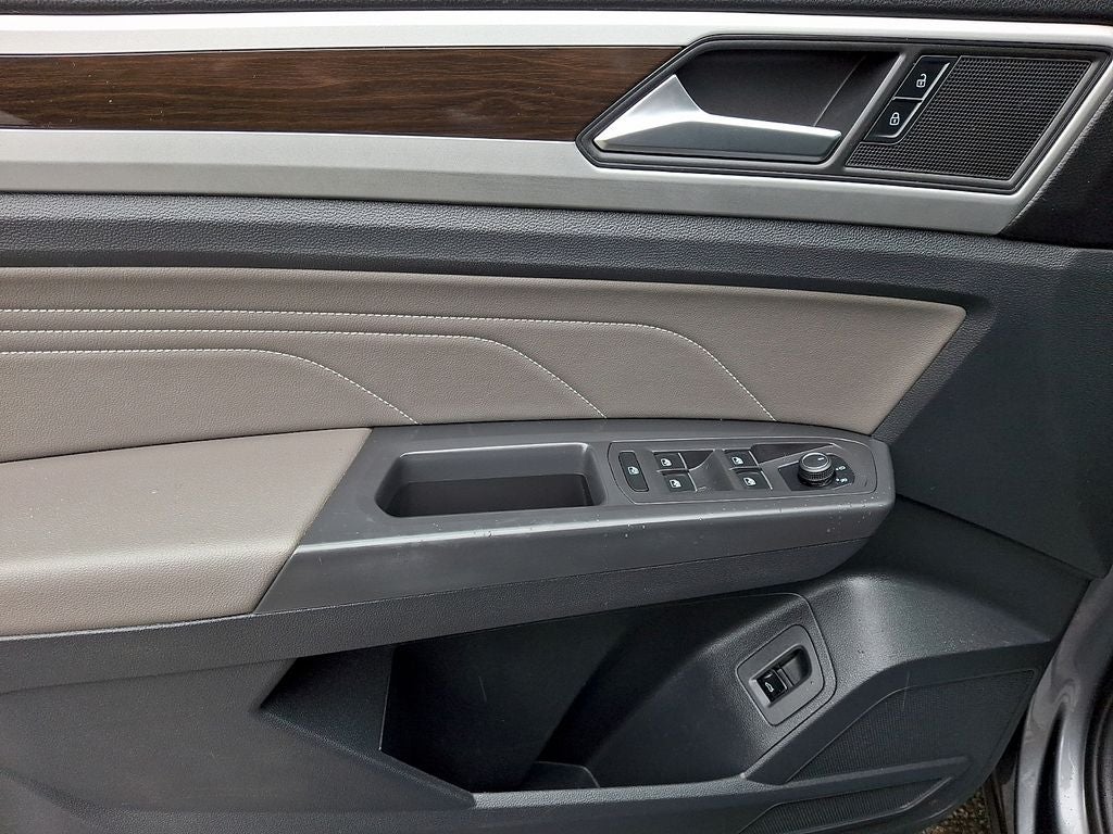 2023 Volkswagen Atlas 2.0T SE w/Technology