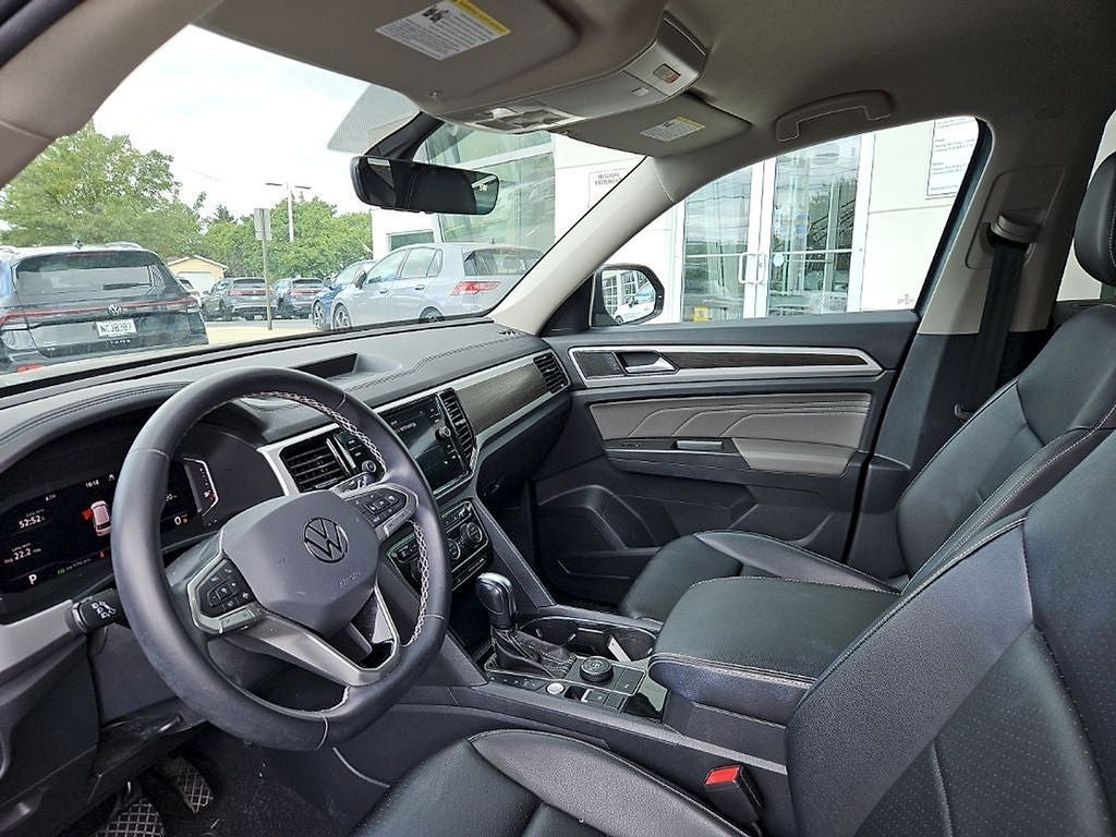 2023 Volkswagen Atlas 2.0T SE w/Technology