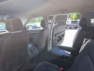 2023 Volkswagen Atlas 3.6L V6 SE w/Technology