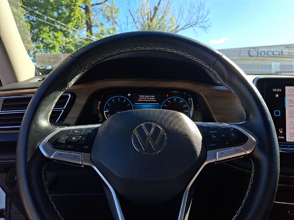 2024 Volkswagen Atlas 2.0T SE w/Technology