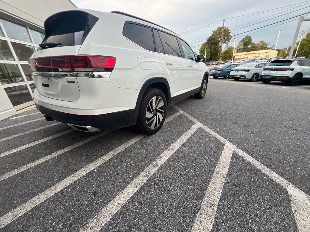 2024 Volkswagen Atlas 2.0T SE w/Technology