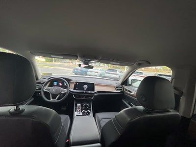 2024 Volkswagen Atlas 2.0T SE w/Technology