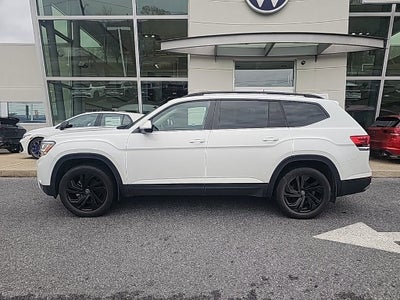 2022 Volkswagen Atlas 3.6L V6 SE w/Technology
