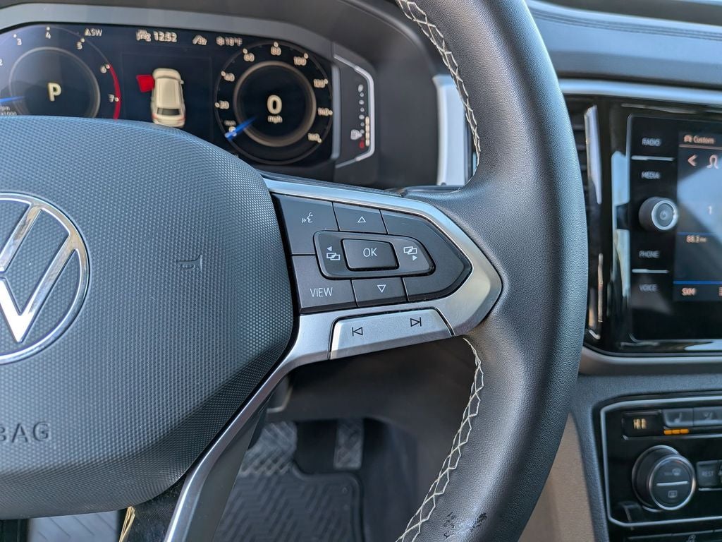2022 Volkswagen Atlas 3.6L V6 SE w/Technology