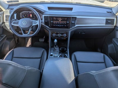 2022 Volkswagen Atlas 3.6L V6 SE w/Technology