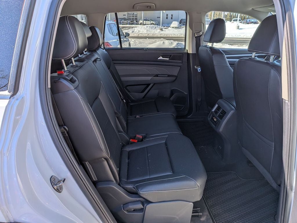 2022 Volkswagen Atlas 3.6L V6 SE w/Technology