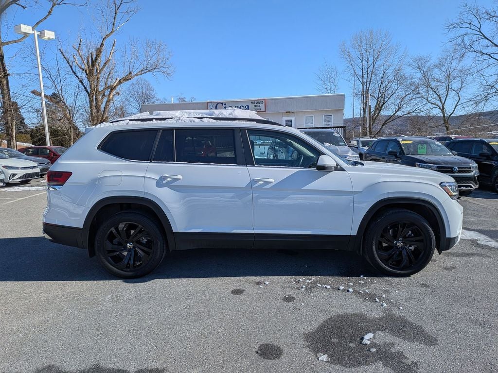 2022 Volkswagen Atlas 3.6L V6 SE w/Technology