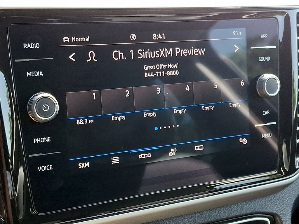 2023 Volkswagen Atlas 3.6L V6 SE w/Technology