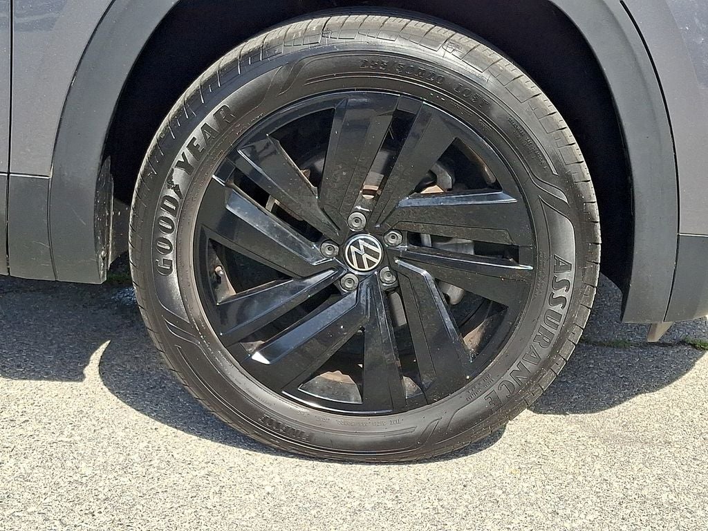 2023 Volkswagen Atlas Cross Sport 2.0T SE w/Technology