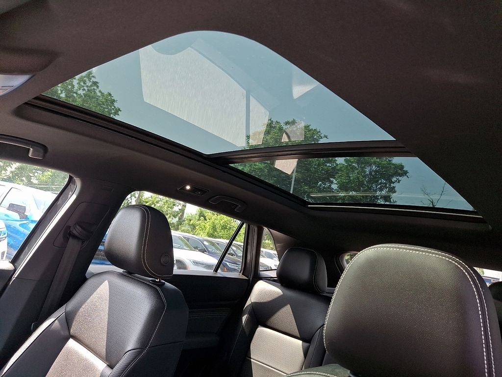 2023 Volkswagen Atlas Cross Sport 2.0T SE w/Technology