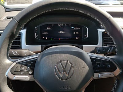 2023 Volkswagen Atlas Cross Sport 2.0T SE w/Technology