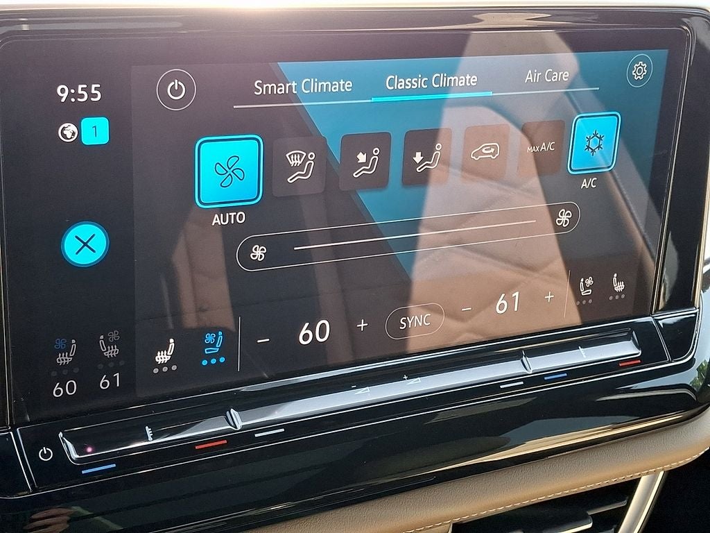 2025 Volkswagen Atlas Cross Sport 2.0T SE w/Technology