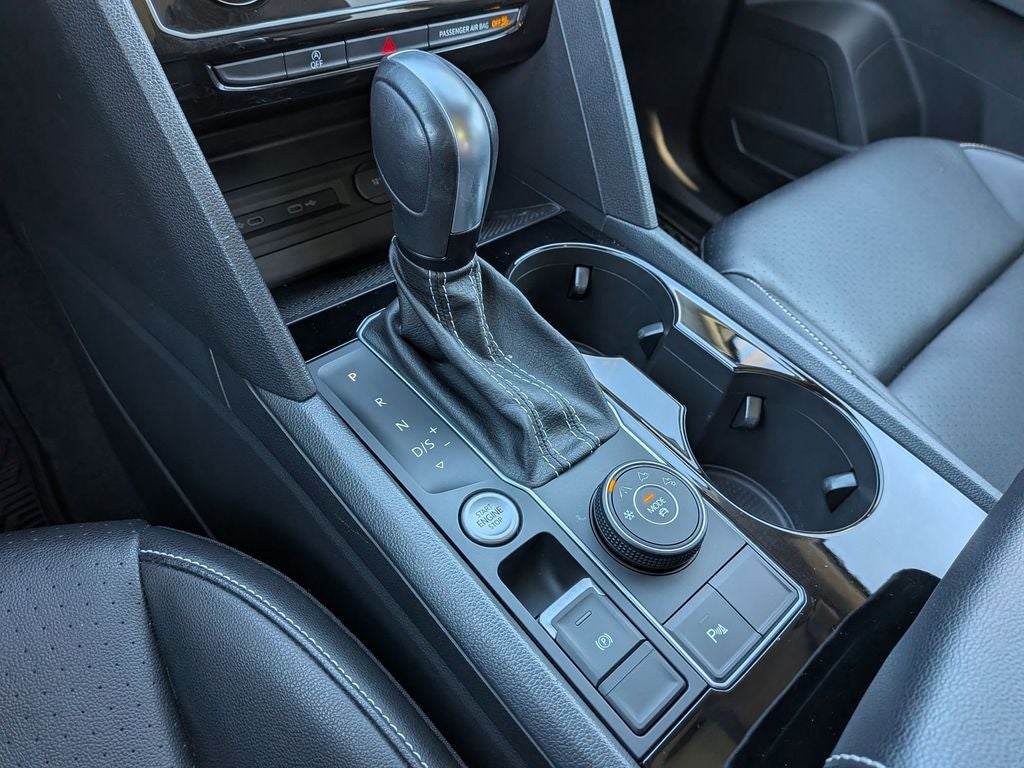 2022 Volkswagen Atlas 2.0T SE w/Technology