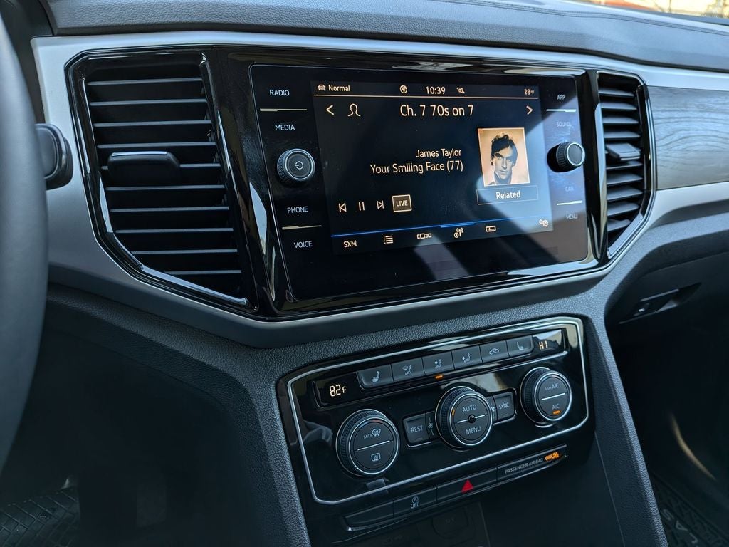 2022 Volkswagen Atlas 2.0T SE w/Technology